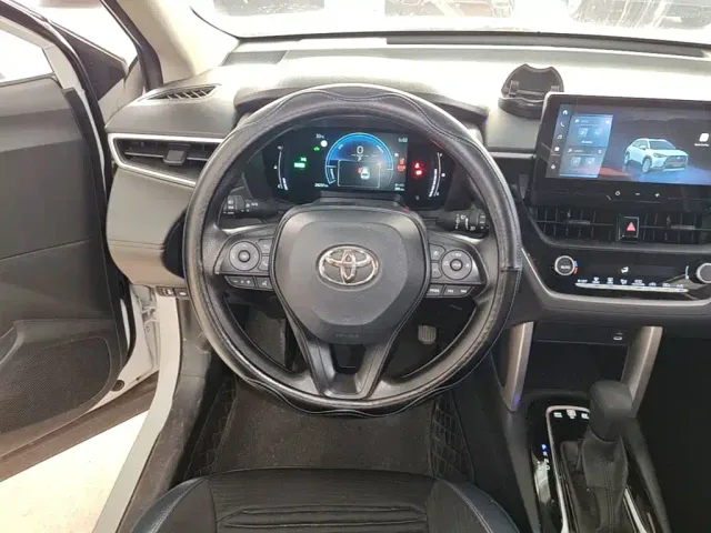 Toyota Corolla Cross — Фото автомобиля 10