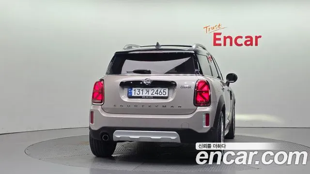Mini Countryman — Фото автомобиля 4