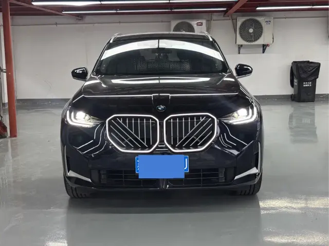 BMW X3 — Фото автомобиля 2