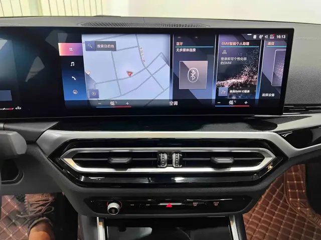 BMW 3 Series — Фото автомобиля 12