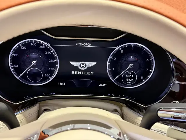 Bentley Continental — Фото автомобиля 6