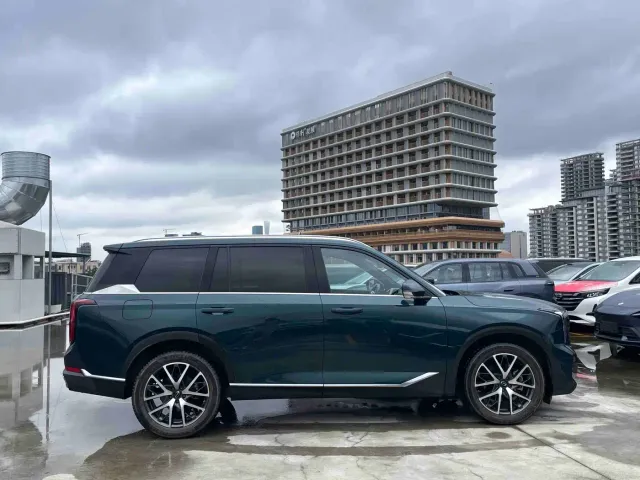 GAC Trumpchi GS8 — Фото автомобиля 5