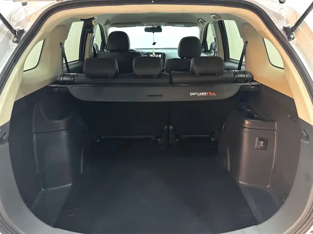 Mitsubishi Outlander — Фото автомобиля 12