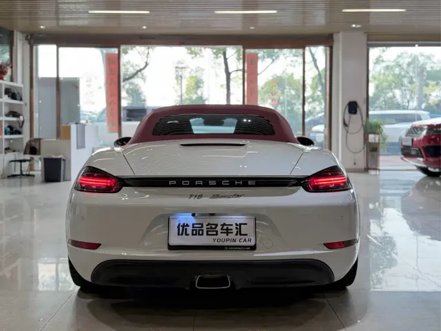Porsche 718 — Фото автомобиля 5