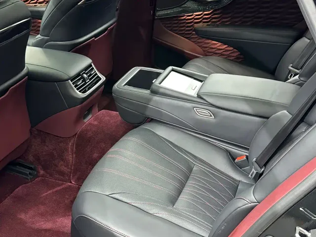 Lexus LS — Фото автомобиля 22