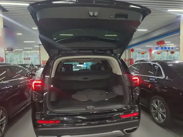 Buick Envision Plus — Фото автомобиля 18
