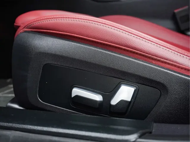 BMW 3 Series — Фото автомобиля 12