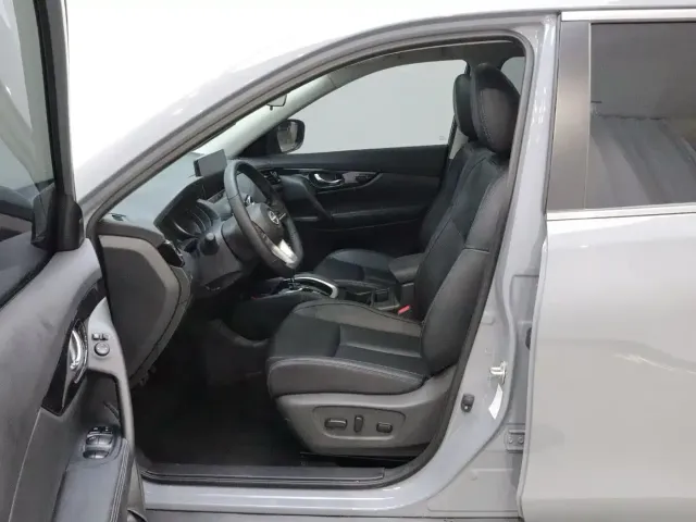 Nissan X-Trail — Фото автомобиля 12