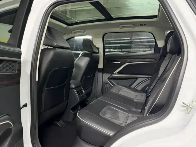 Haval H6 — Фото автомобиля 11