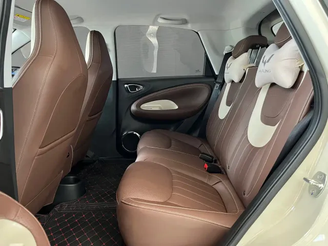 Wuling Bingo — Фото автомобиля 12