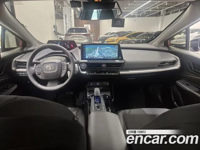 Toyota Prius — Фото автомобиля 7