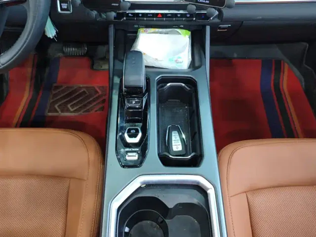 Geely Haoyue L — Фото автомобиля 16