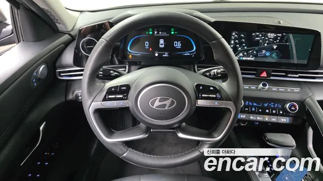 Hyundai AVANTE Новый Avante (CN7) — Фото автомобиля 14