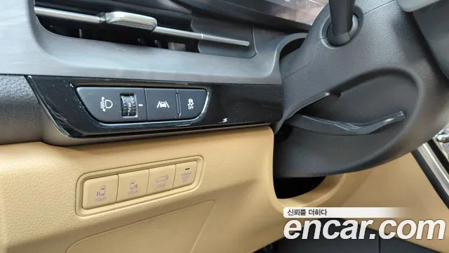 Kia Carnival Generation 4 — Фото автомобиля 25