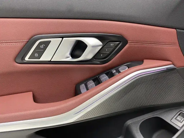 BMW 3 Series — Фото автомобиля 23