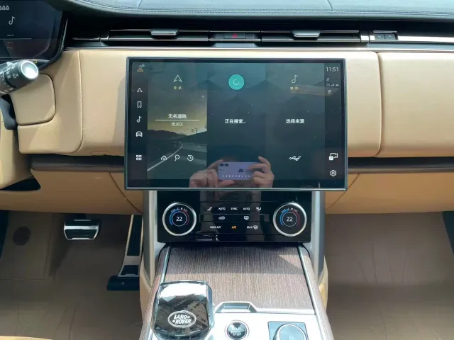 Land Rover Range Rover — Фото автомобиля 12
