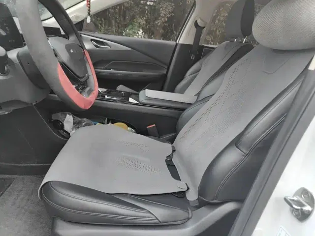 Wuling Starlight — Фото автомобиля 11