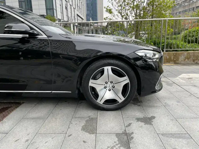 Mercedes-Benz Maybach S-Class — Фото автомобиля 23