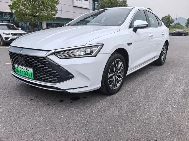 Фотография автомобиля — BYD Qin PLUS