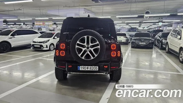 Land Rover Defender L663 — Фото автомобиля 4
