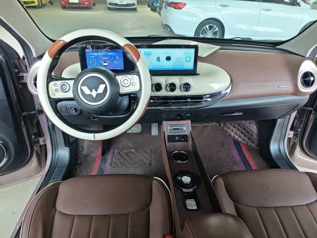Wuling Bingo — Фото автомобиля 9