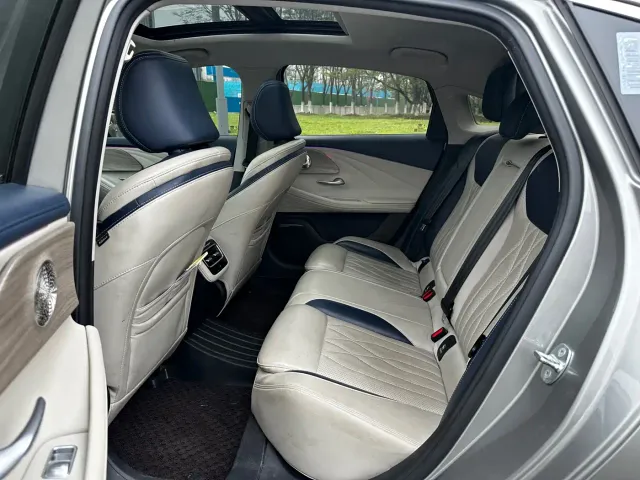 Chery Arrizo 8 — Фото автомобиля 5