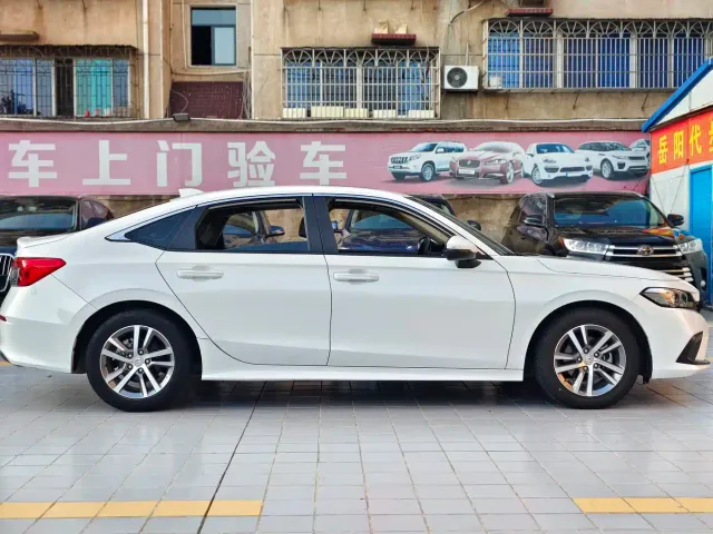 Honda Civic — Фото автомобиля 5