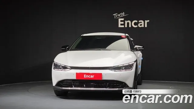 Kia EV6 — Фото автомобиля 2