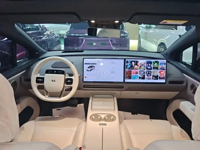 Li Auto i6 — Фото автомобиля 9