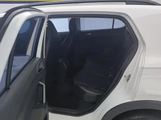 Volkswagen T-Cross — Фото автомобиля 11