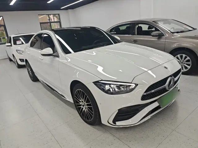 Mercedes-Benz C-Class — Фото автомобиля 3