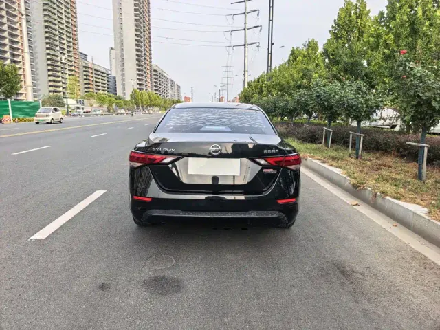 Nissan Sylphy — Фото автомобиля 10