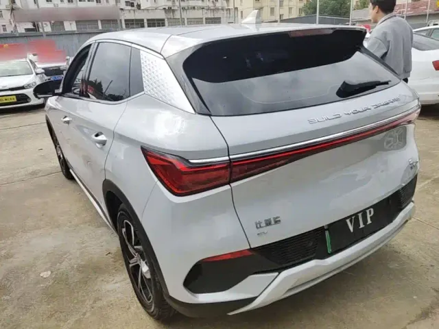 BYD Yuan PLUS — Фото автомобиля 4