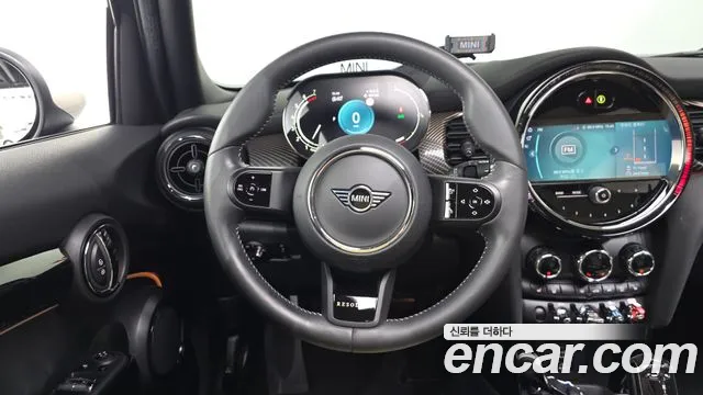 MINI Cooper — Фото автомобиля 18