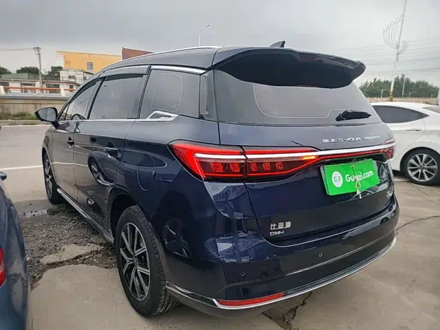 BYD Song MAX — Фото автомобиля 4