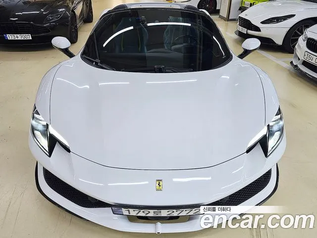 Фотография автомобиля — Ferrari 296