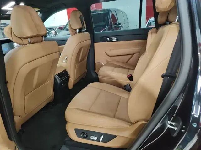Li Auto ONE — Фото автомобиля 16