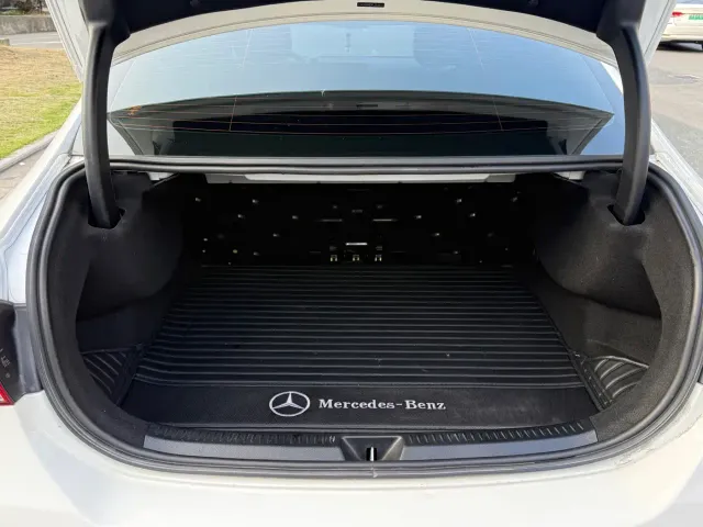 Mercedes-Benz Mercedes-Benz A-Class 2022 A 200 L Sport Sedan Style — Фото автомобиля 18