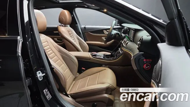 Mercedes-Benz E-Class W213 — Фото автомобиля 16