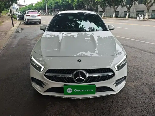 Mercedes-Benz Mercedes-Benz A-Class 2021 A 200 L Sport Sedan Dynamic Type — Фото автомобиля 2