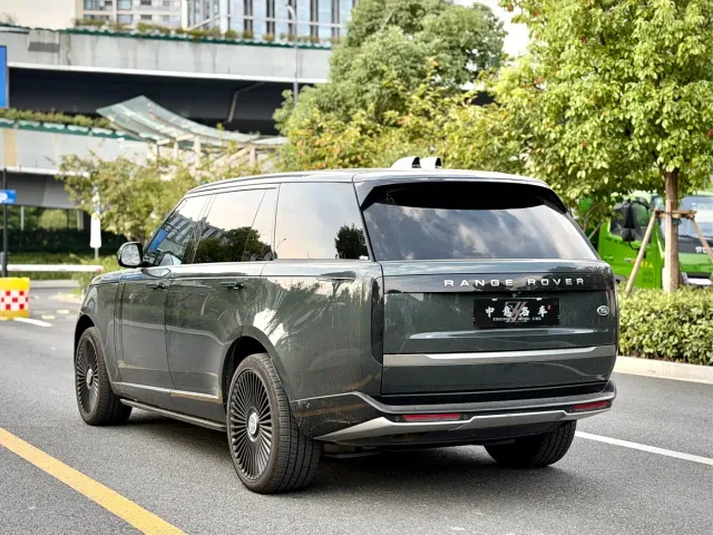 Land Rover Range Rover — Фото автомобиля 5