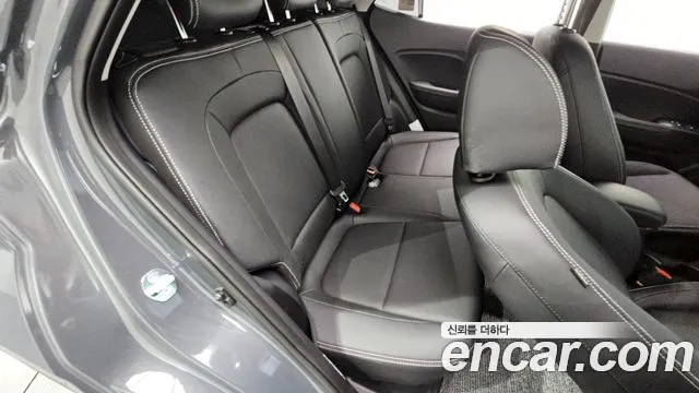 Hyundai Venue Venue 1.6 Premium — Фото автомобиля 12