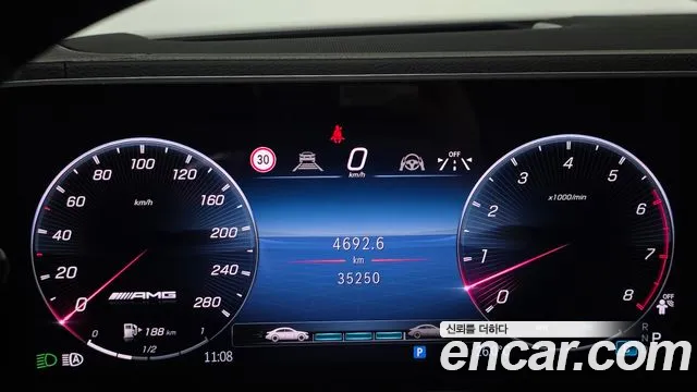 Mercedes-Benz GLE-Class — Фото автомобиля 8