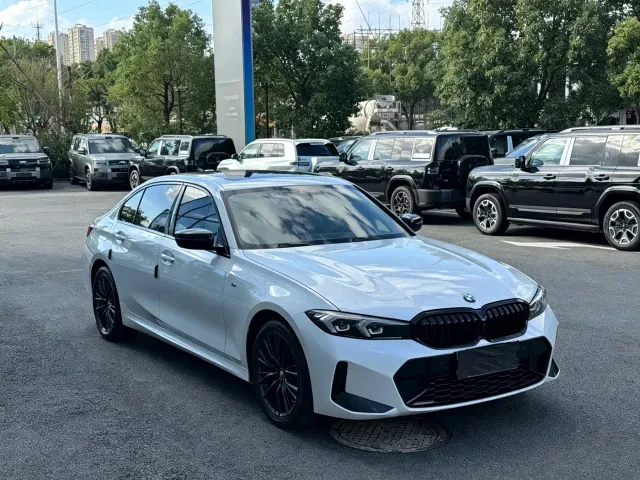 BMW 3 Series — Фото автомобиля 3