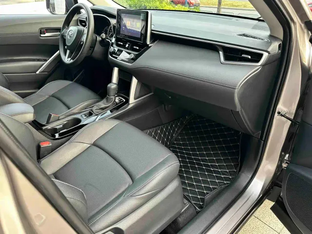 Toyota Frontlander — Фото автомобиля 13
