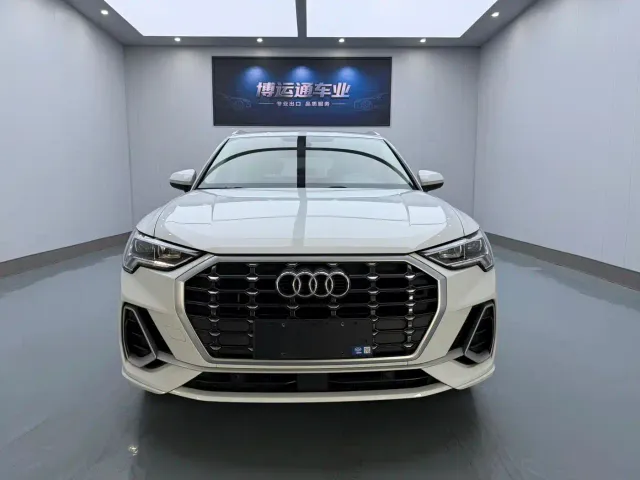 Audi Q3 — Фото автомобиля 2