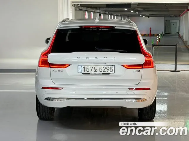 Volvo XC60 Generation 2 — Фото автомобиля 4