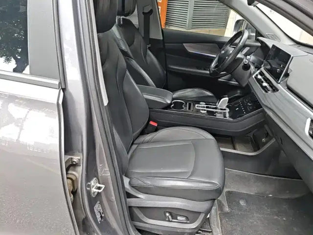 Chery Tiggo 8 — Фото автомобиля 24