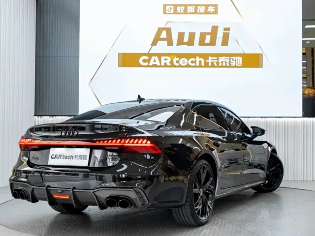 Audi A7L — Фото автомобиля 7