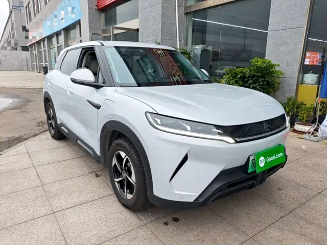 BYD Yuan UP — Фото автомобиля 3